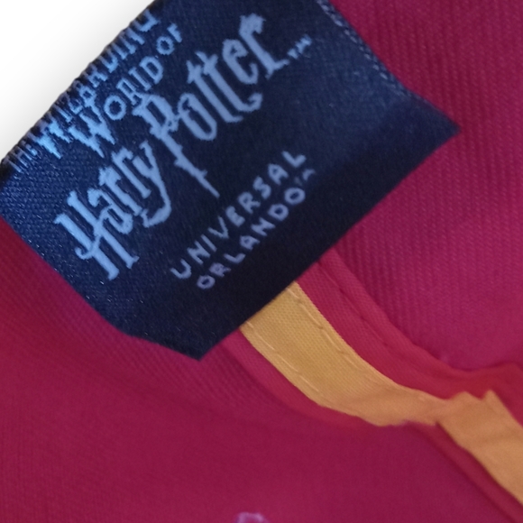 Harry Potter Classic Griffindor red yellow baseball hat velcro back - Picture 4 of 4